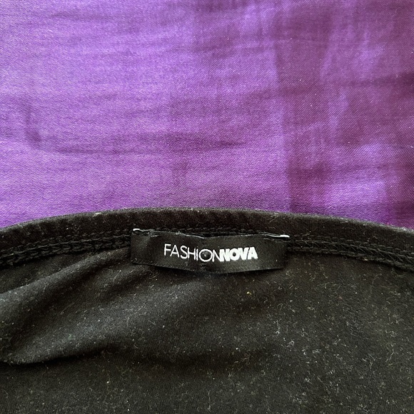 Fashion Nova Black Low Cut Halter Neck Jumpsuit NWOT - Picture 5 of 5